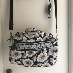 Vera Bradley black and white weekend bag